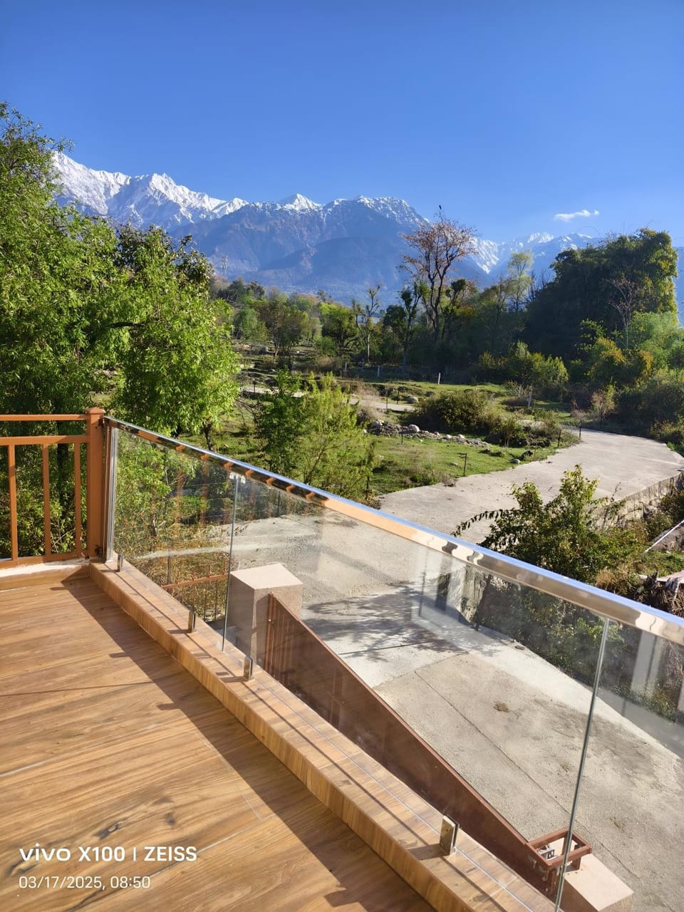 View (from property/room), Balcony/Terrace, Mountain view