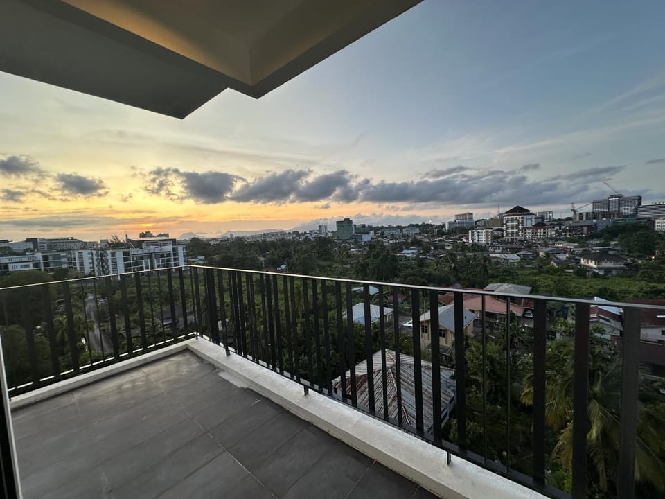Day, Natural landscape, View (from property/room), Balcony/Terrace, City view, Sunrise, Sunset