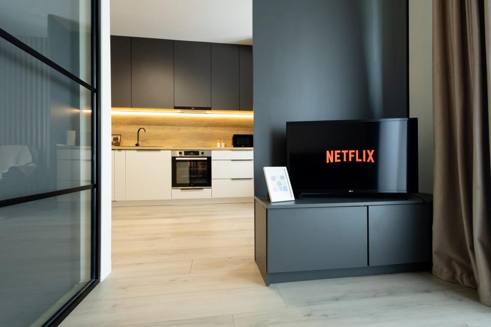 Communal lounge/ TV room, TV and multimedia