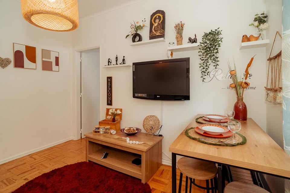 TV and multimedia, Dining area