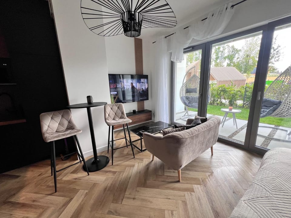 Balcony/Terrace, Living room, Seating area, Dining area