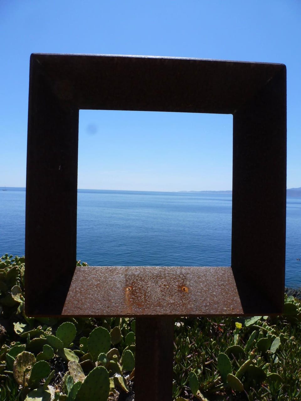 Nearby landmark, Natural landscape