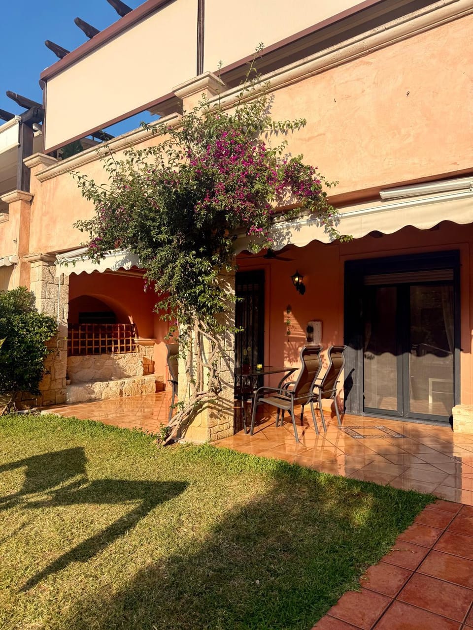 Garden, Balcony/Terrace