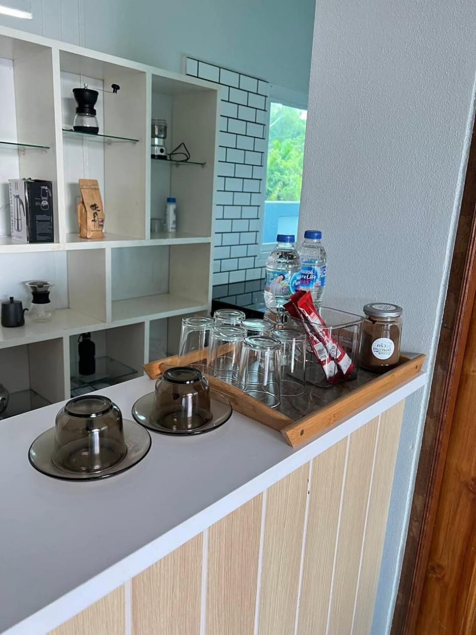 Coffee/tea facilities, minibar