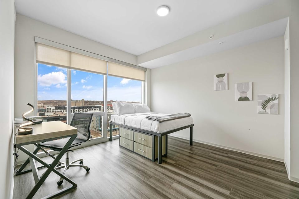 Designer Finishes & City Views Apartment in Minneapolis