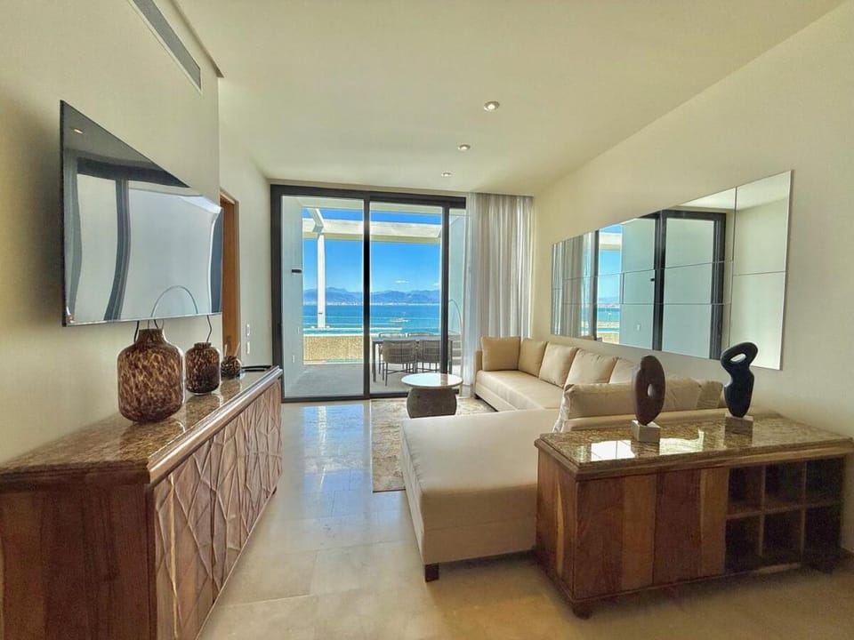 Zantamar Penthouse 604B Frente al mar Apartment in La Cruz de Huanacaxtle