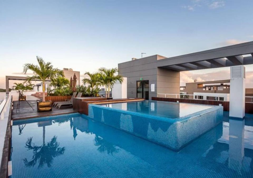 Day, Pool view, Swimming pool, Swimming pool, sunbed