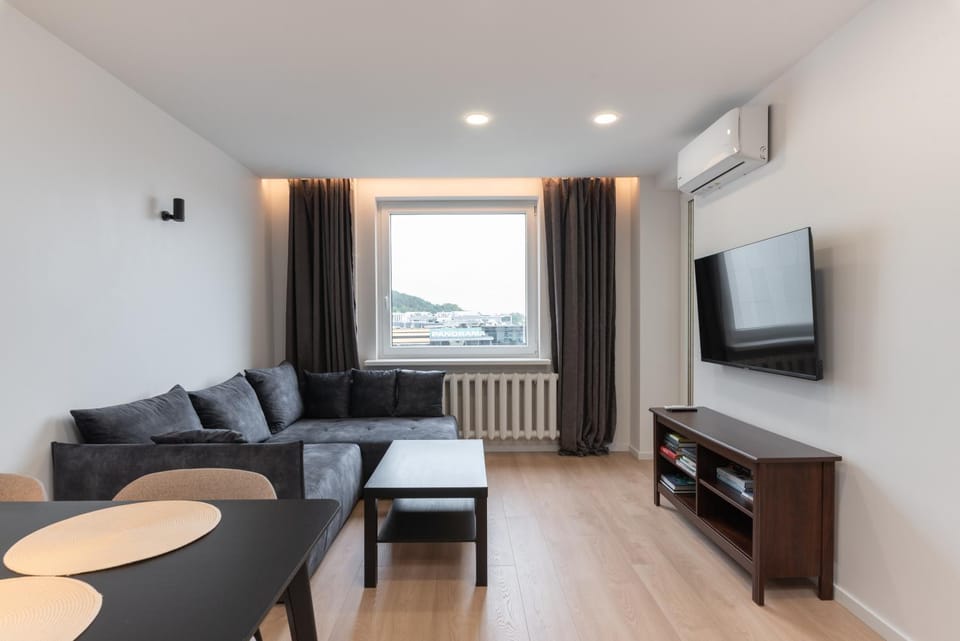 TV and multimedia, Living room, Dining area