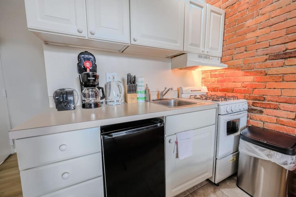 South End Serene Studio Apartment in Back Bay