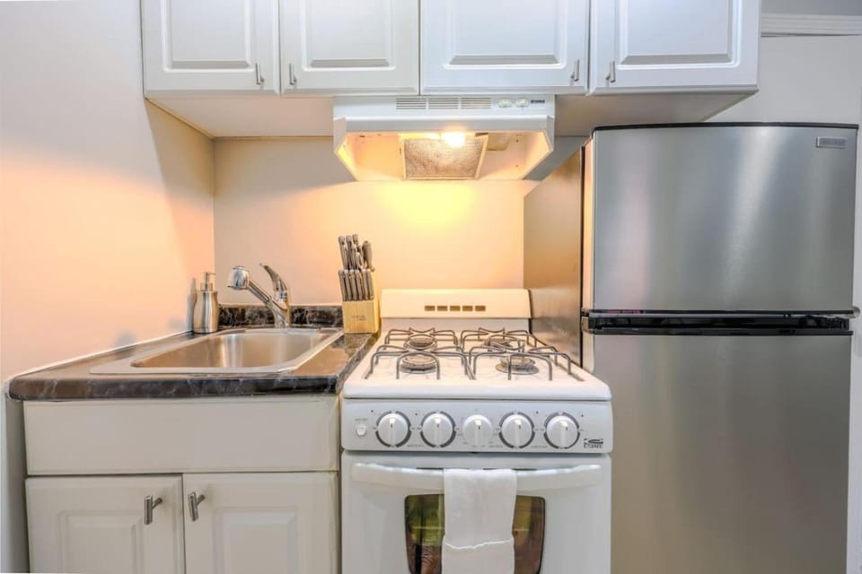Wonderful South End Studio Apartment in Back Bay