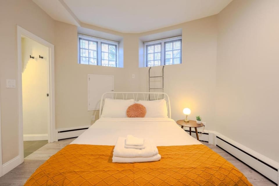 Serene South End Studio Apartment in Back Bay
