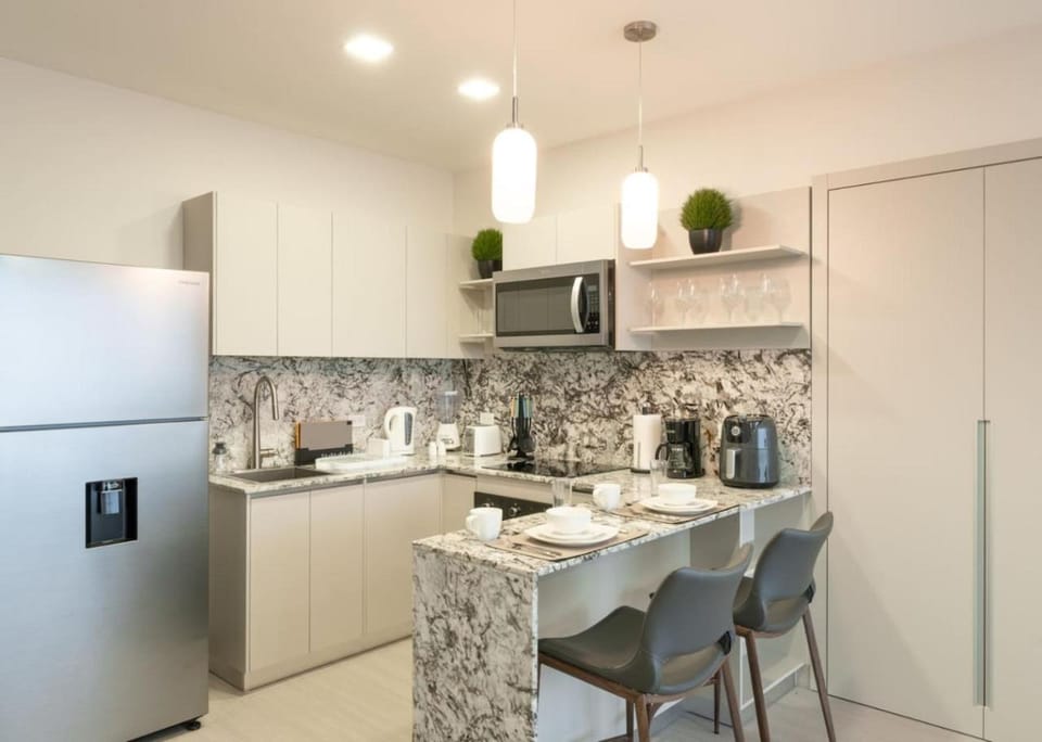 Coffee/tea facilities, Kitchen or kitchenette