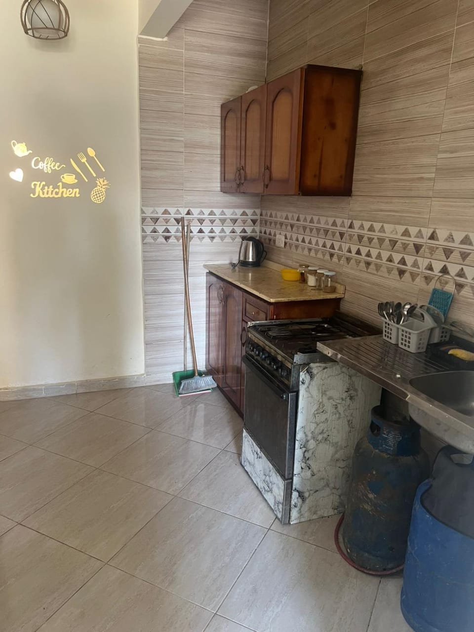Kitchen or kitchenette
