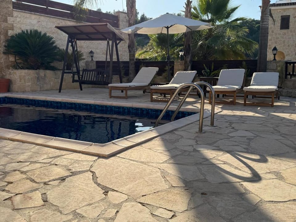 Stunning Traditional Stone Villa - Kallepia Villa in Paphos District