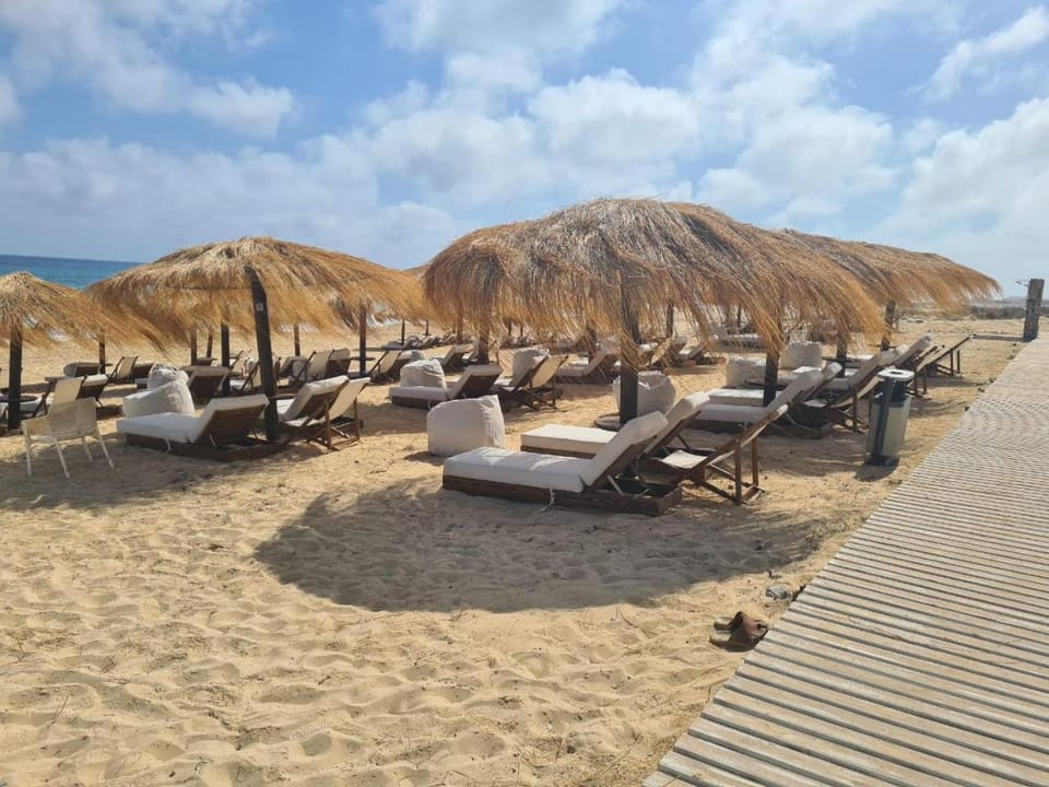 Gaia Sea view Chalet with gardenجايا- الساحل الشمالى- رأس الحكمه Chalet in Egypt