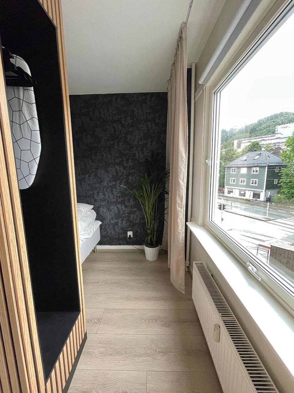 Modern apartment ONLY 5 minutes from City centre Apartment in Bergen