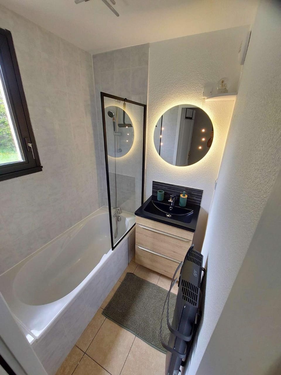 Shower, Bathroom