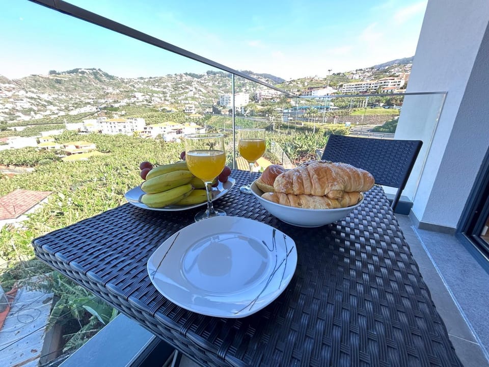 Balcony/Terrace, Dining area