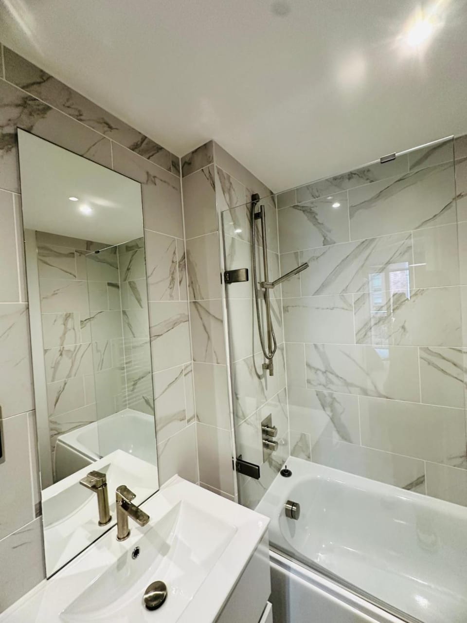 Shower, Bath