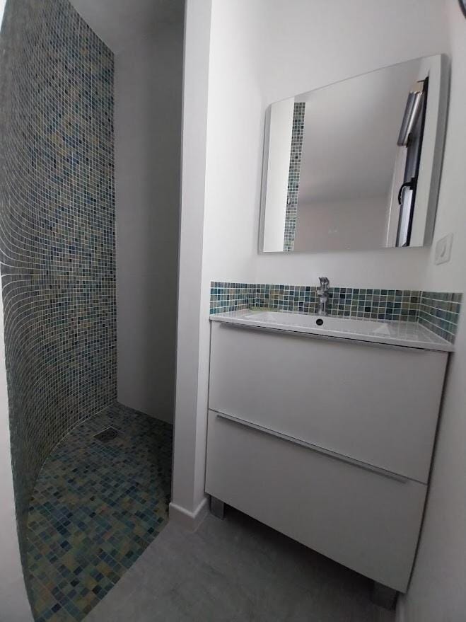 Sea view and perfect location Apartment in Sanary-sur-Mer