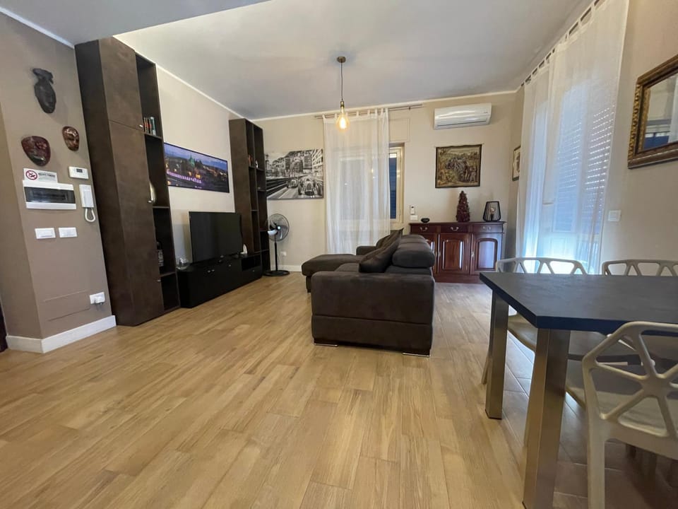 Home Dreams Apartment in Cosenza