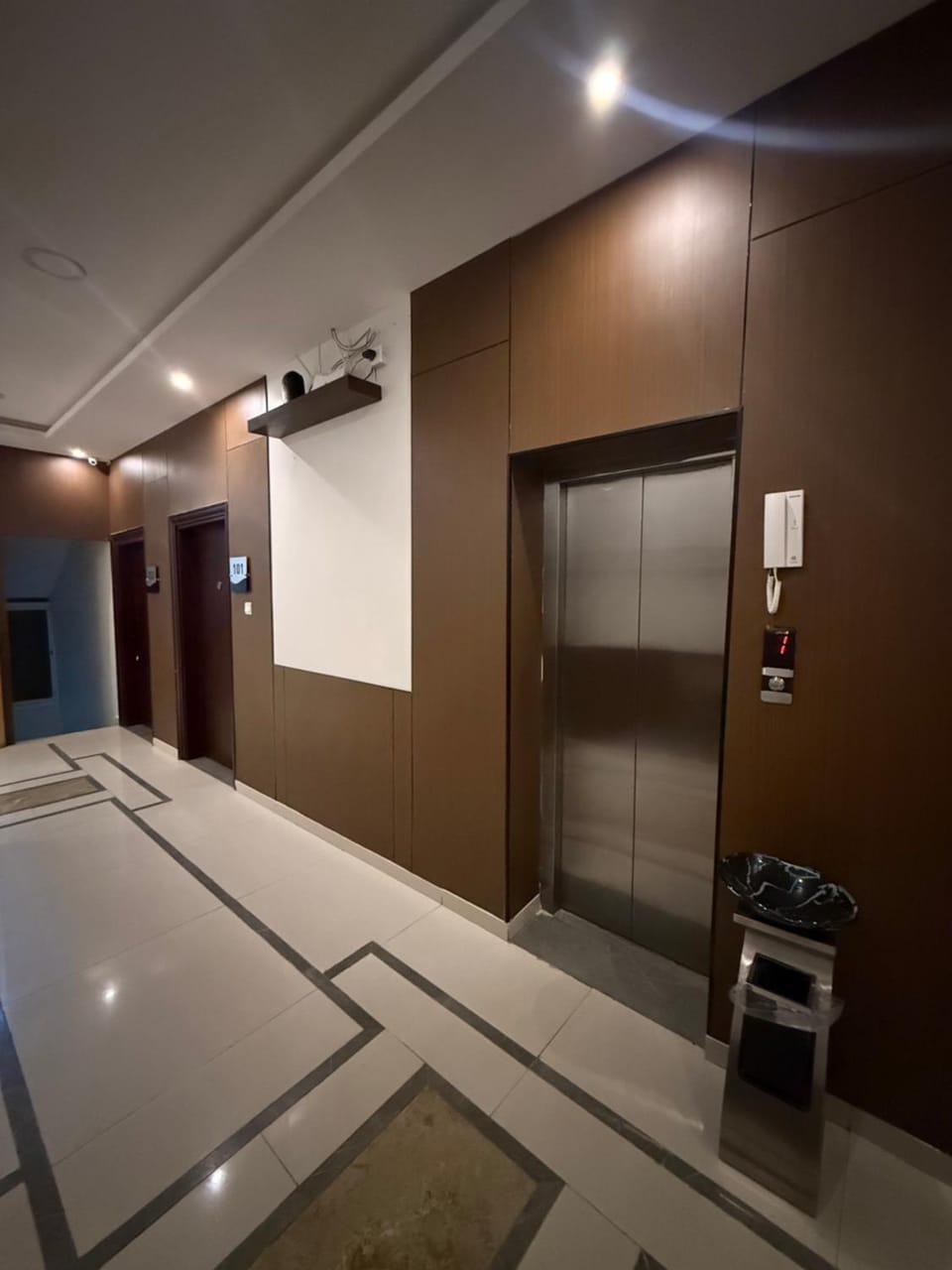 elevator
