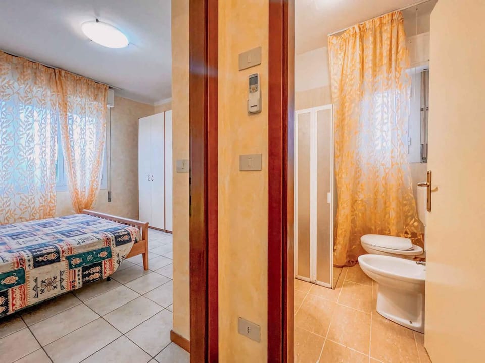 Shower, Bed, Bathroom, Bedroom