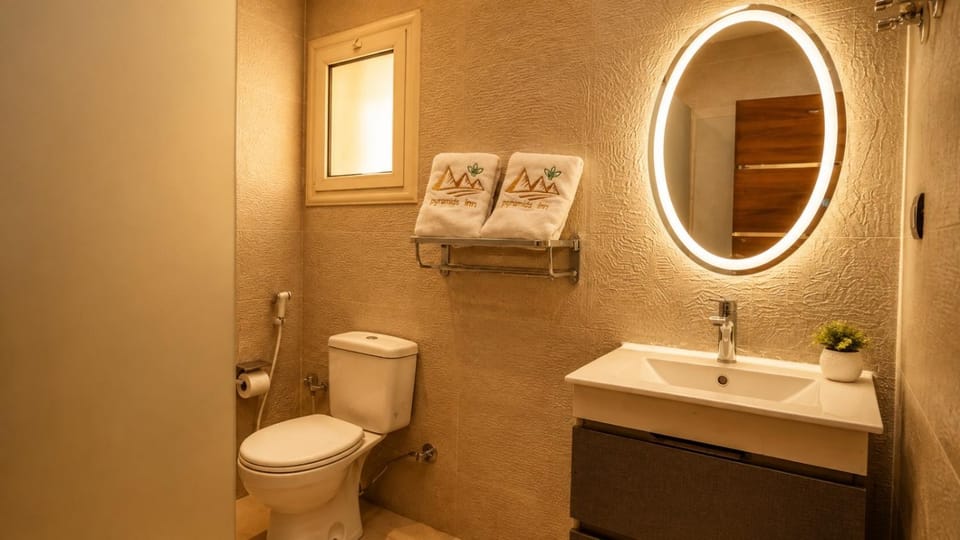 Toilet, Bathroom, bidet, towels