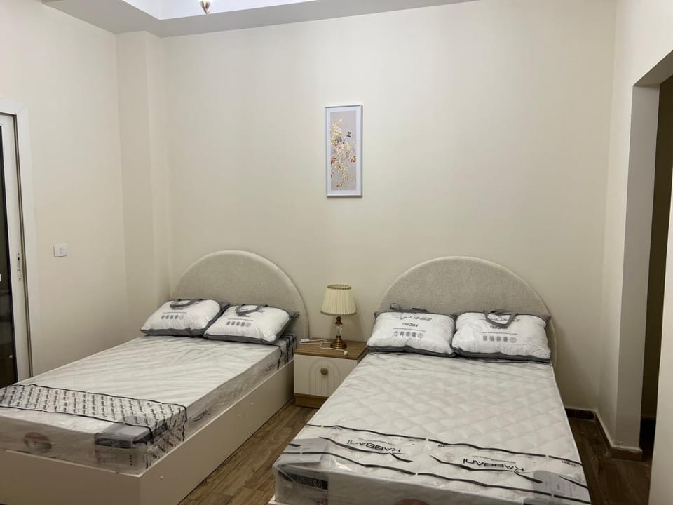 شقة الحى اللاتيني العالمين الجديدة Apartment in Egypt