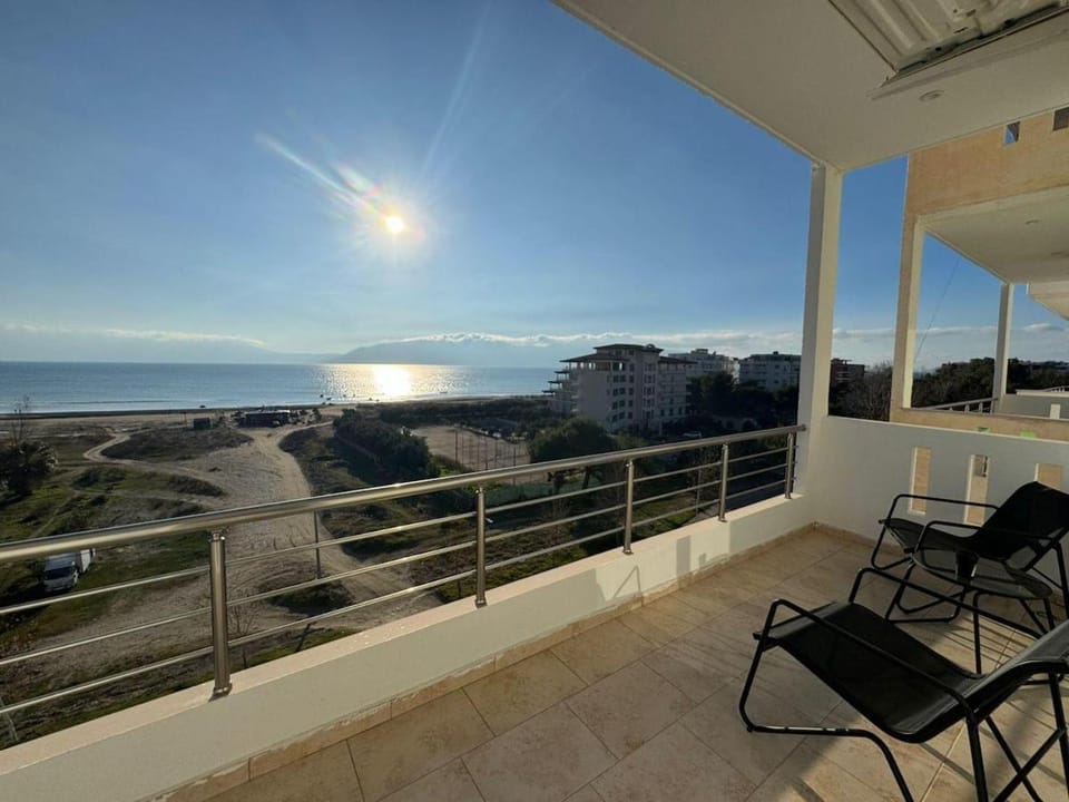 Great apartment with stunning view Apartment in Vlorë