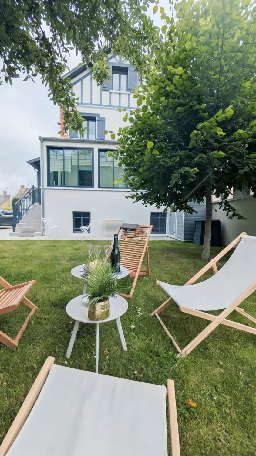 Villa des Jardins, maison familiale 14 personnes proche plage House in Normandy