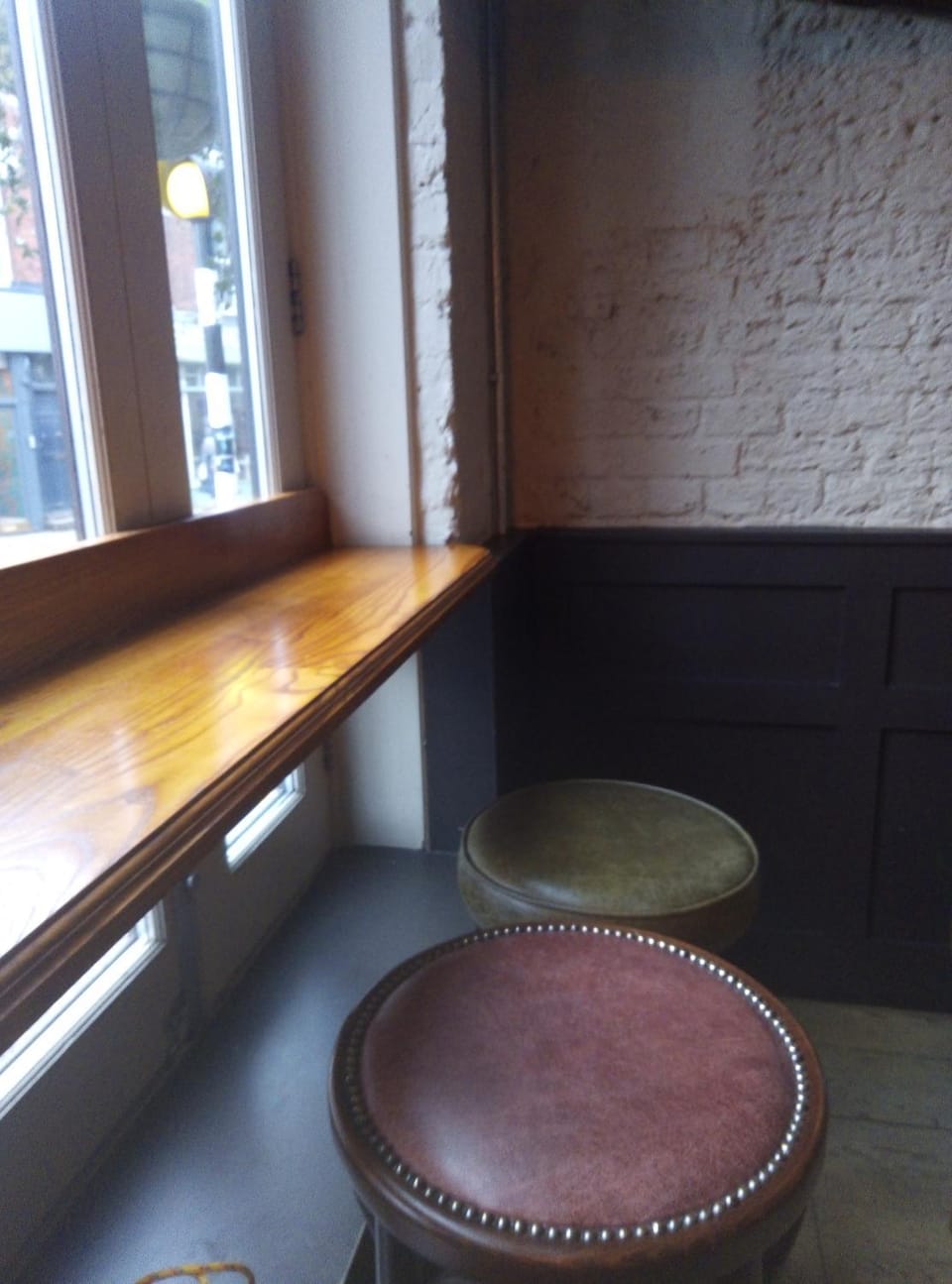 Kitchen or kitchenette, Living room, Lounge or bar, Seating area, Dining area, Breakfast, minibar, kitchen