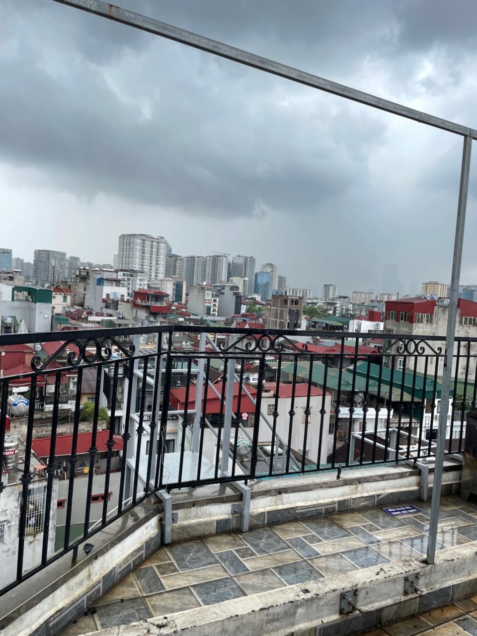 Property building, Day, View (from property/room), Balcony/Terrace, City view, Location