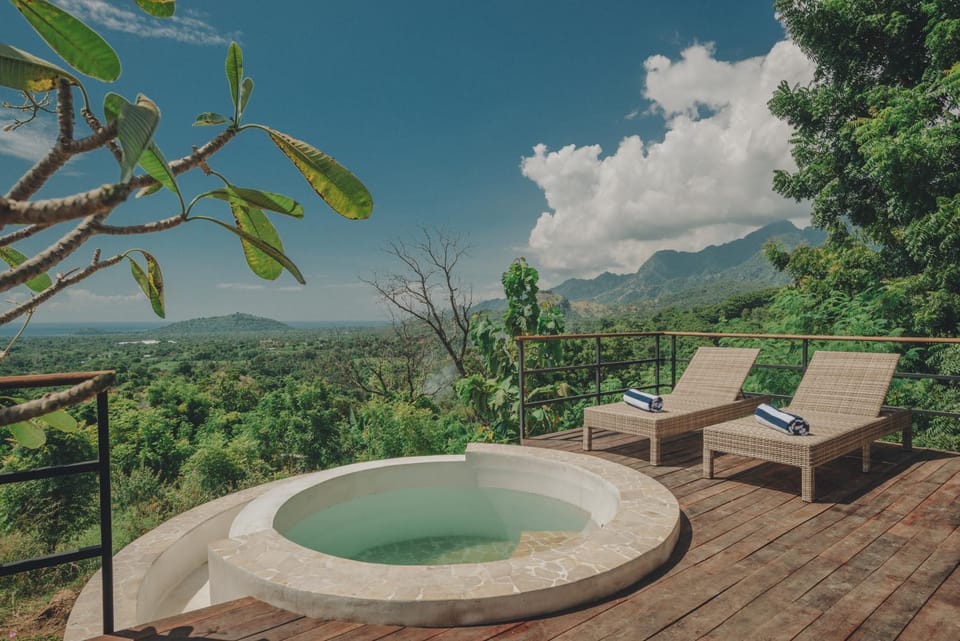 View (from property/room), Pool view