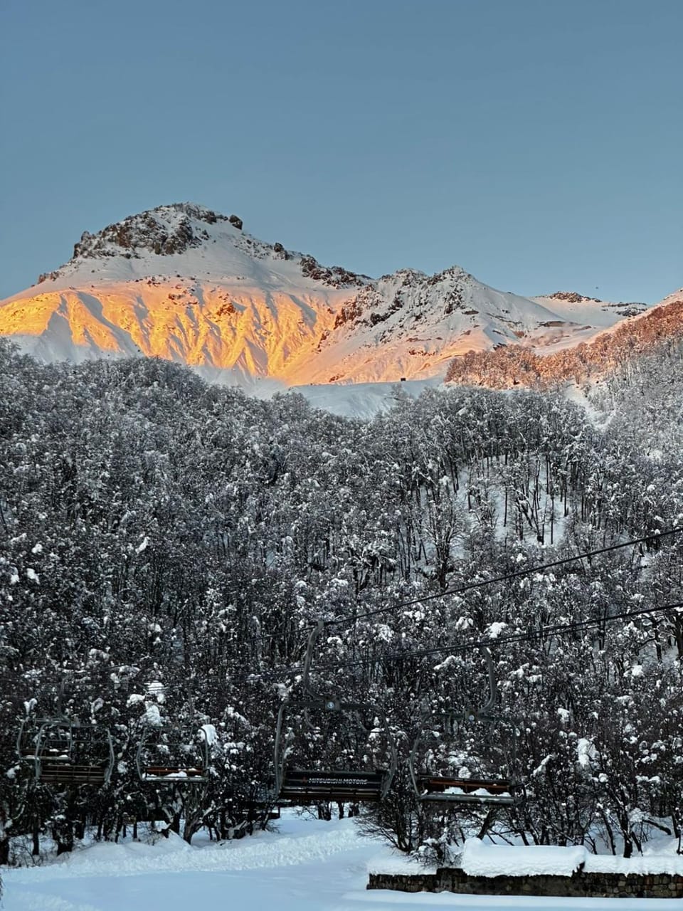Nearby landmark, Day, Natural landscape, Winter, Mountain view