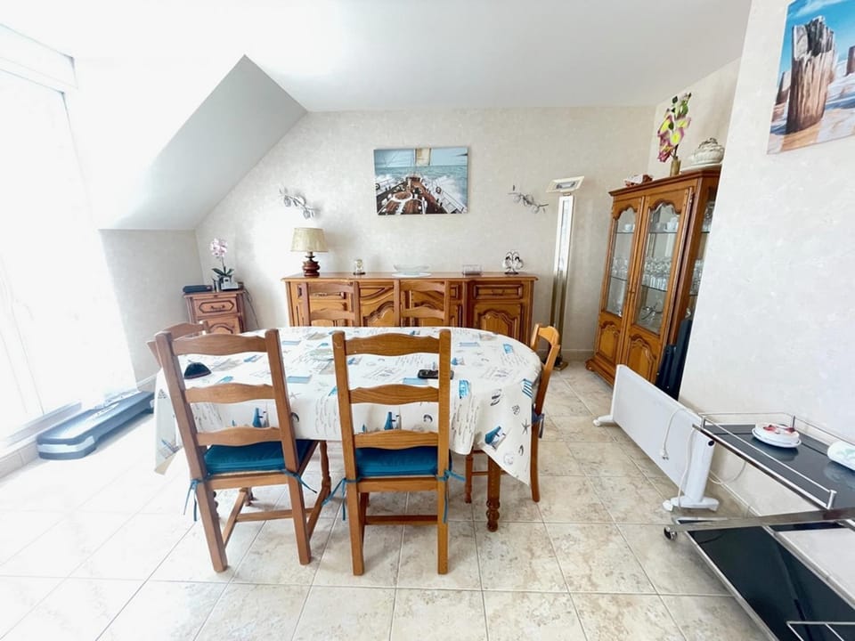 Spacieux appartement pour 6 pers. avec balcon, Sarzeau - FR-1-639-147 Apartment in Brittany