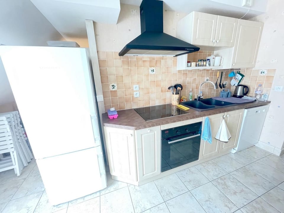 Spacieux appartement pour 6 pers. avec balcon, Sarzeau - FR-1-639-147 Apartment in Brittany