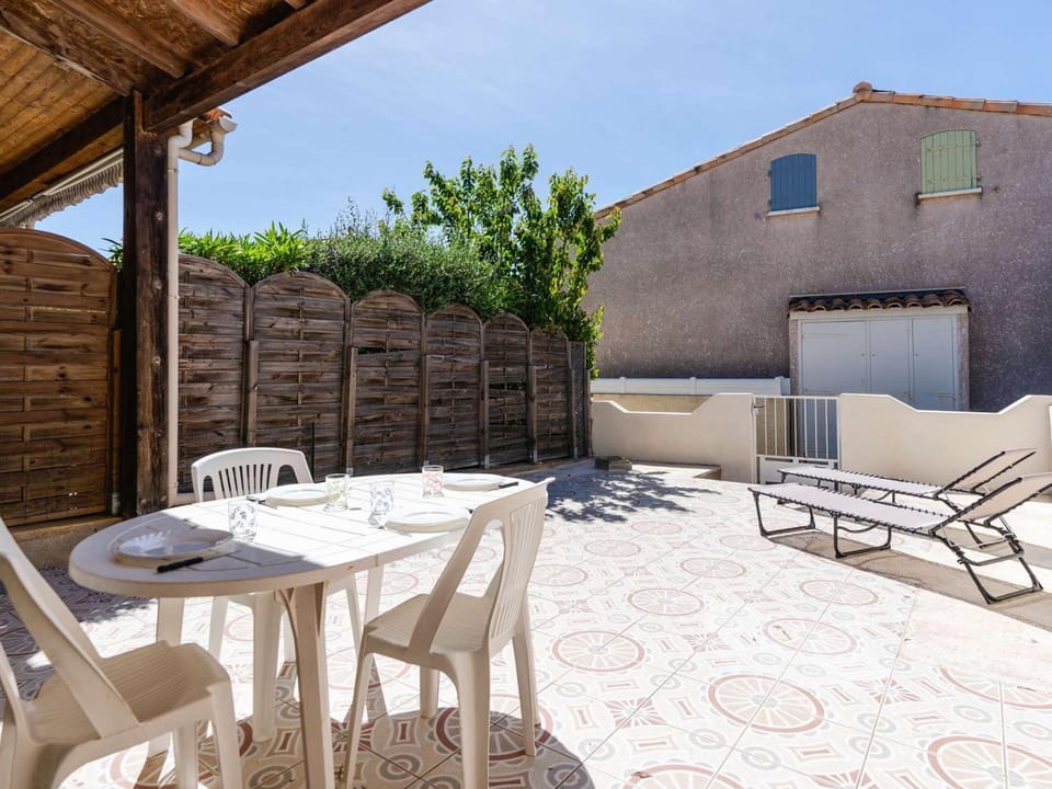 Villa pour 6 pers. avec parking et climatisation - FR-1-409-284 Villa in Fleury