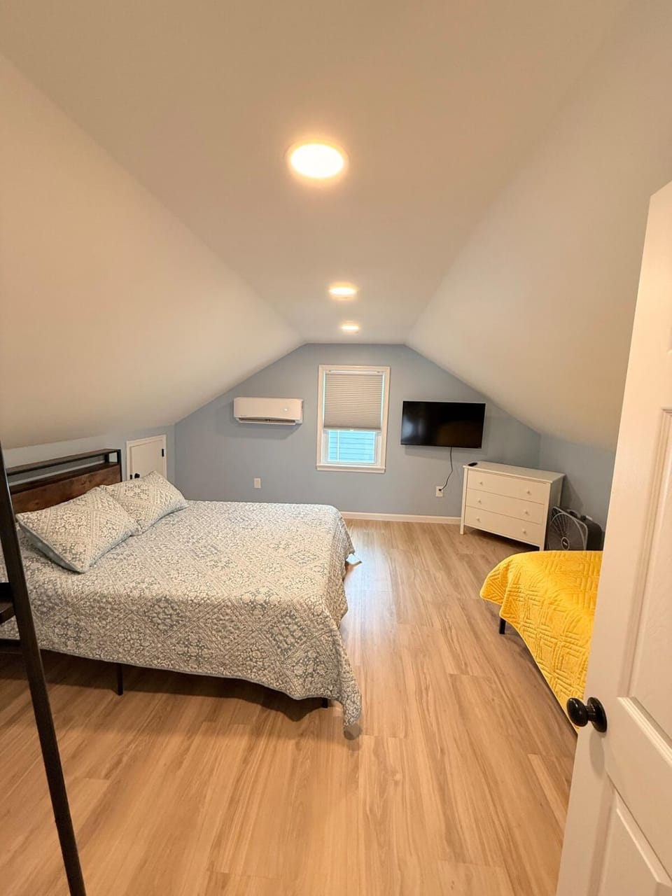 New for 2025 Cozy 4bd Cottage House in Ocean View
