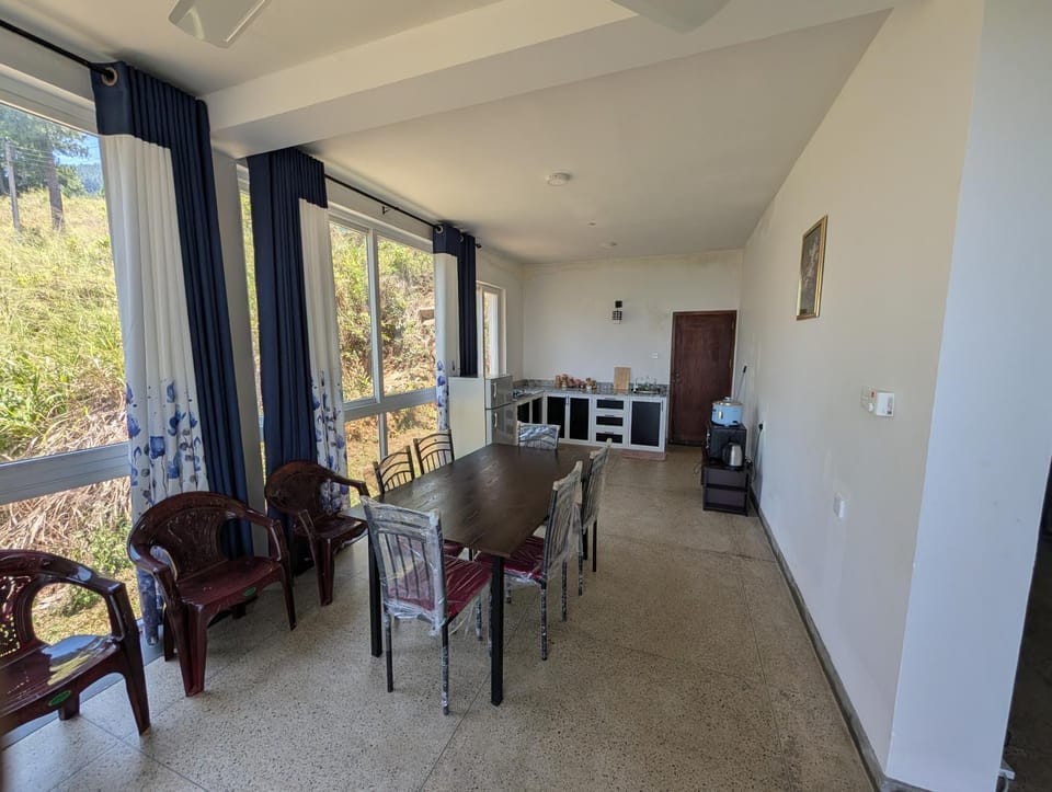 BREEZEVIEW Villa Villa in Gangawatakorale