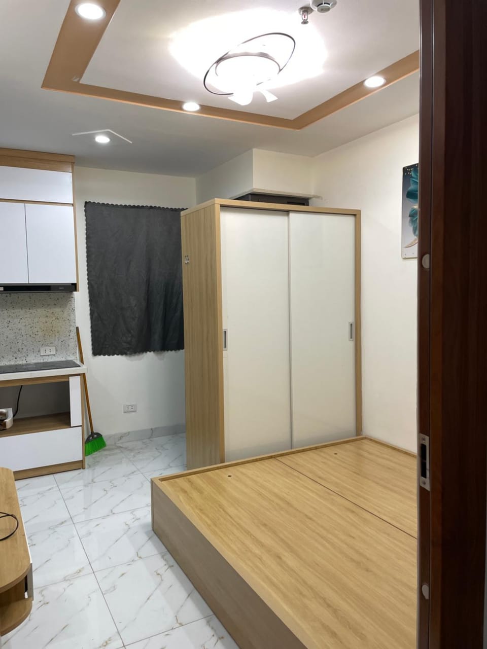 Kitchen or kitchenette, wardrobe