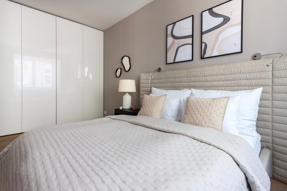 Bed, Bedroom, wardrobe