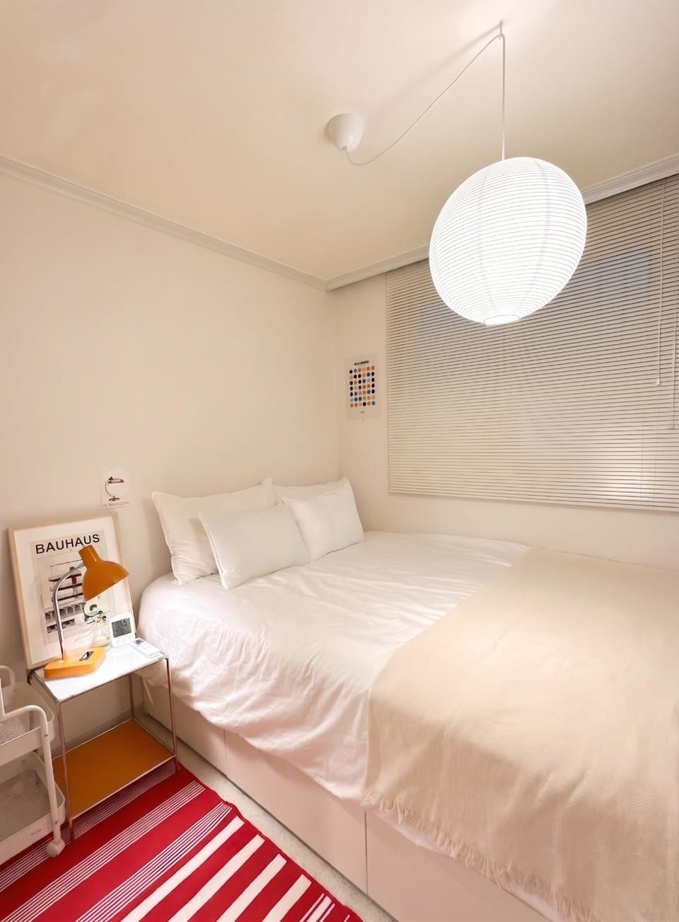 Hosuny Stay Jamsil -Spotless Comfortable Stay -Lotte World롯데월드, Seokchon Lake석촌호수, KSPODome, Seongsu, Gangnam, Family Friendly, Sleeps 5 with 3 Beds Apartment in Seoul