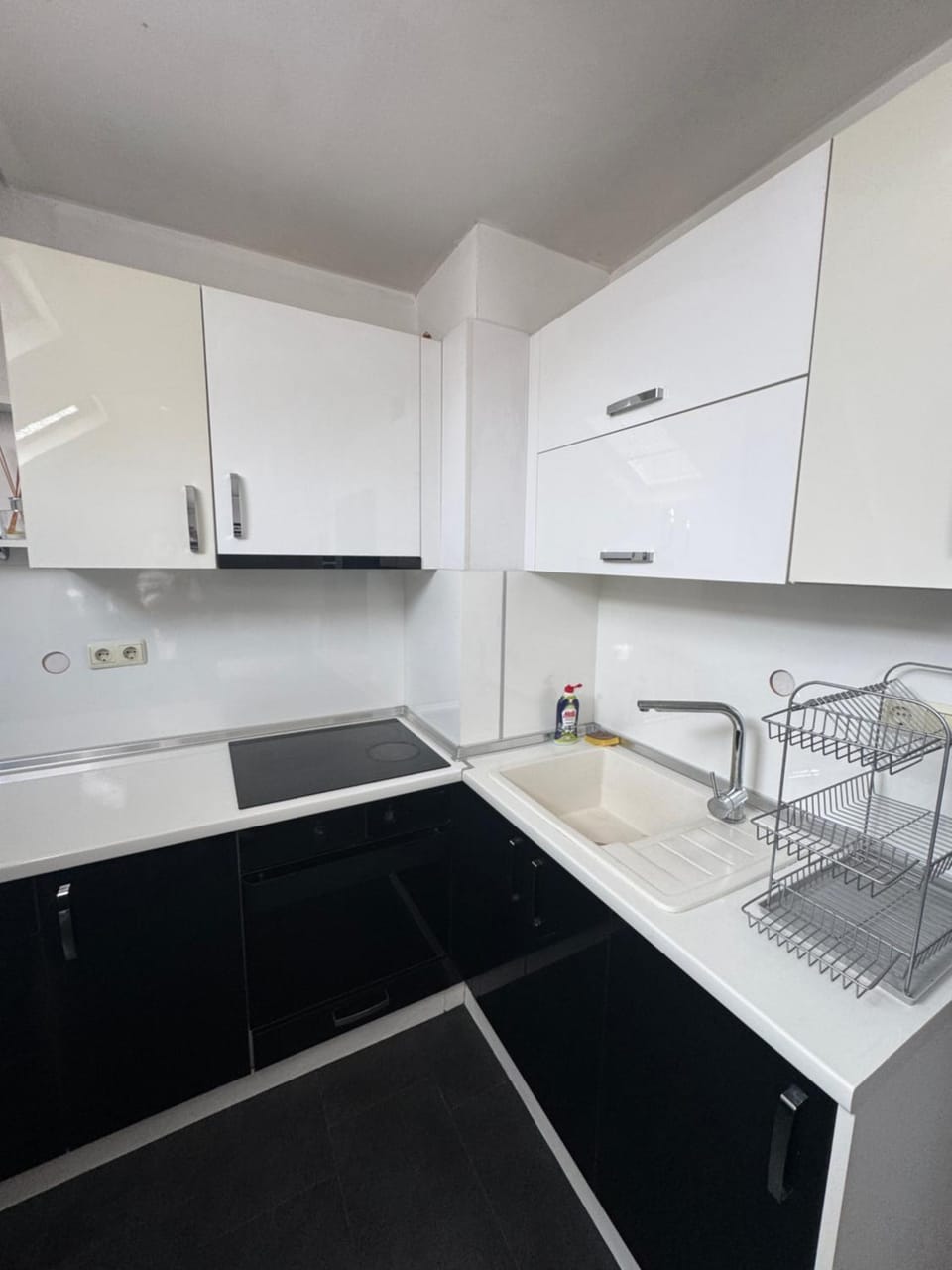 Urban Bay Studio Apartment in Varna