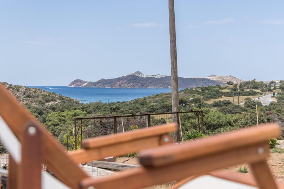 Kondylis Cottage House in Milos