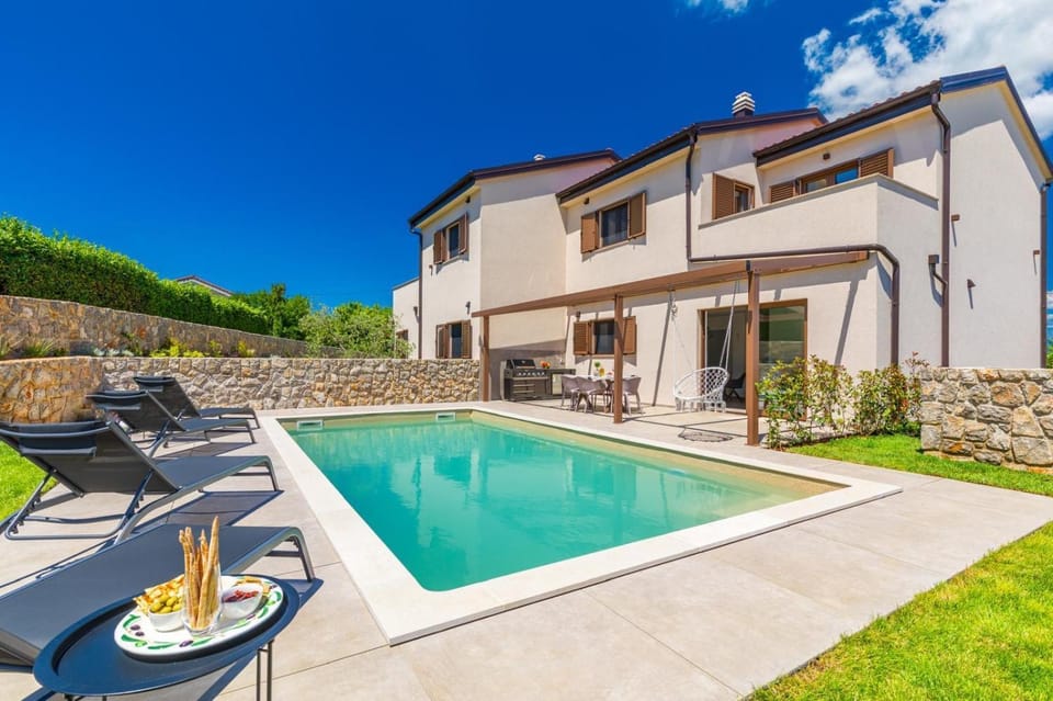 Property building, Patio, Pool view