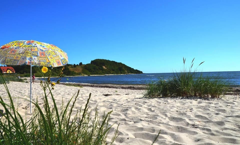 Neighbourhood, Fishing, Beach, Windsurfing, Diving