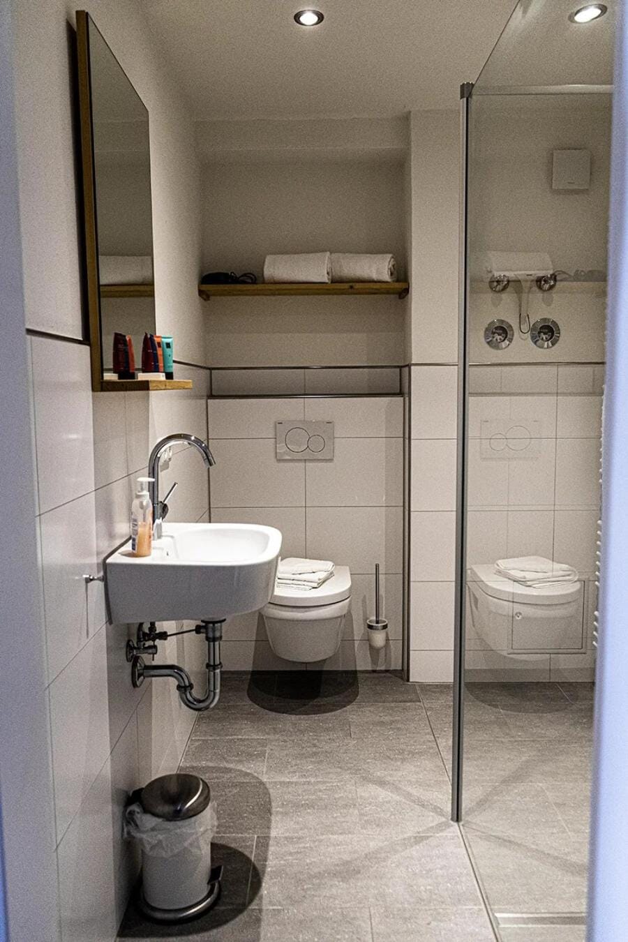 Shower, Toilet, Bathroom