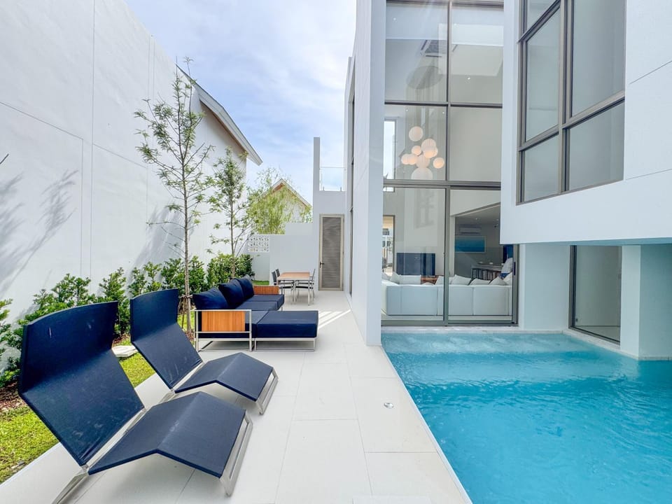 Pool view
