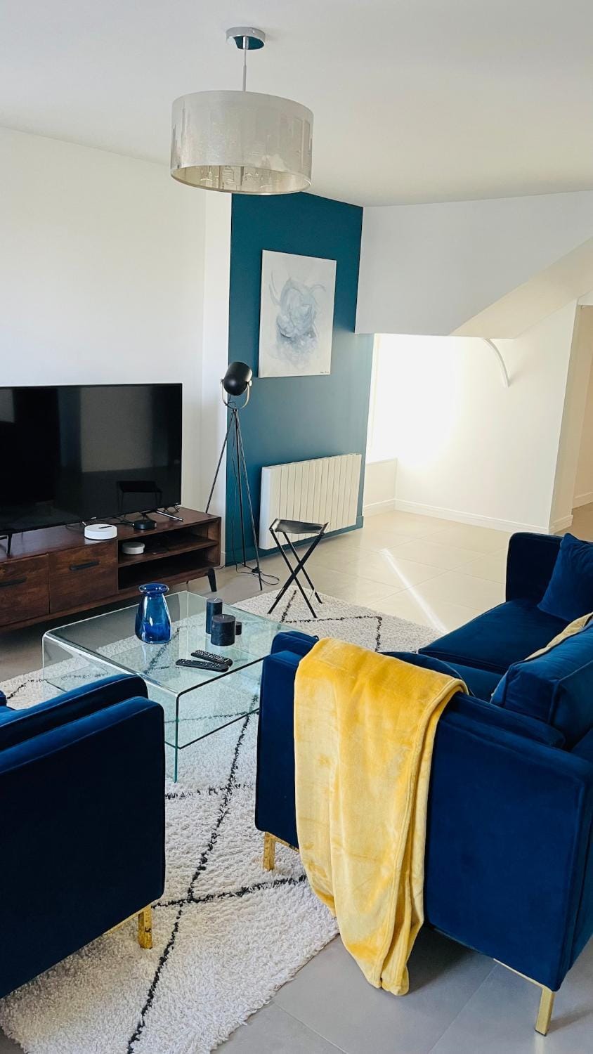 Le Collonges - Spacieux Pied à Terre proche Lyon Apartment in Auvergne-Rhône-Alpes